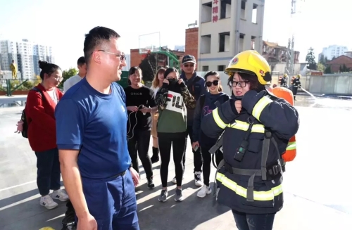 640.webp (2) 640.webp (2)