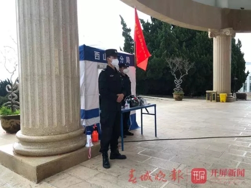 640.webp (1) 640.webp (1)